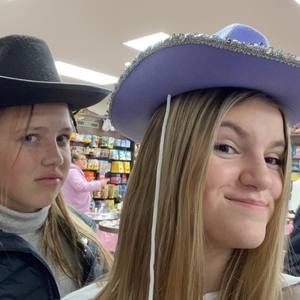 Meet your Posher, Madison